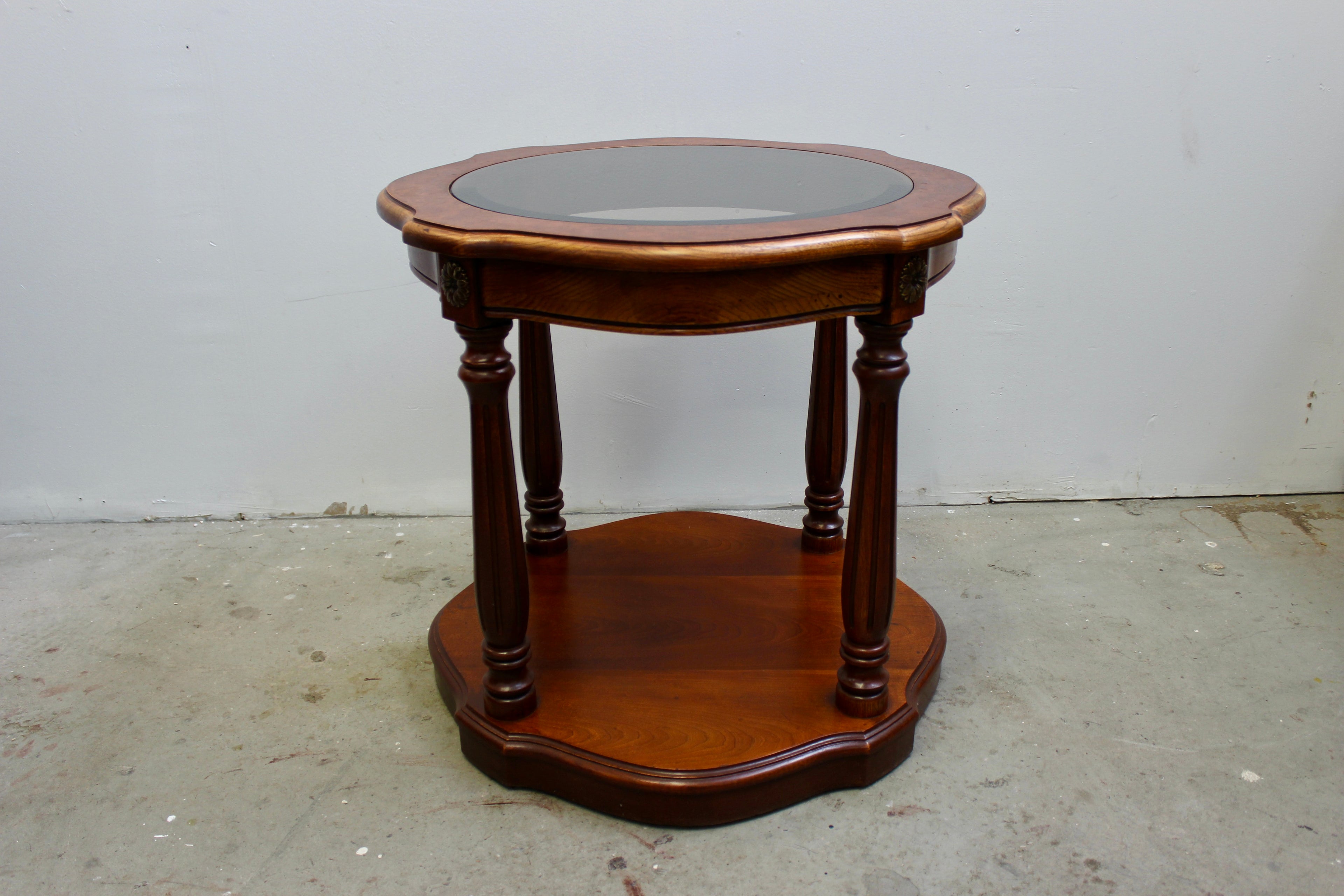 Vintage Thomasville Villa Capri Lamp Table