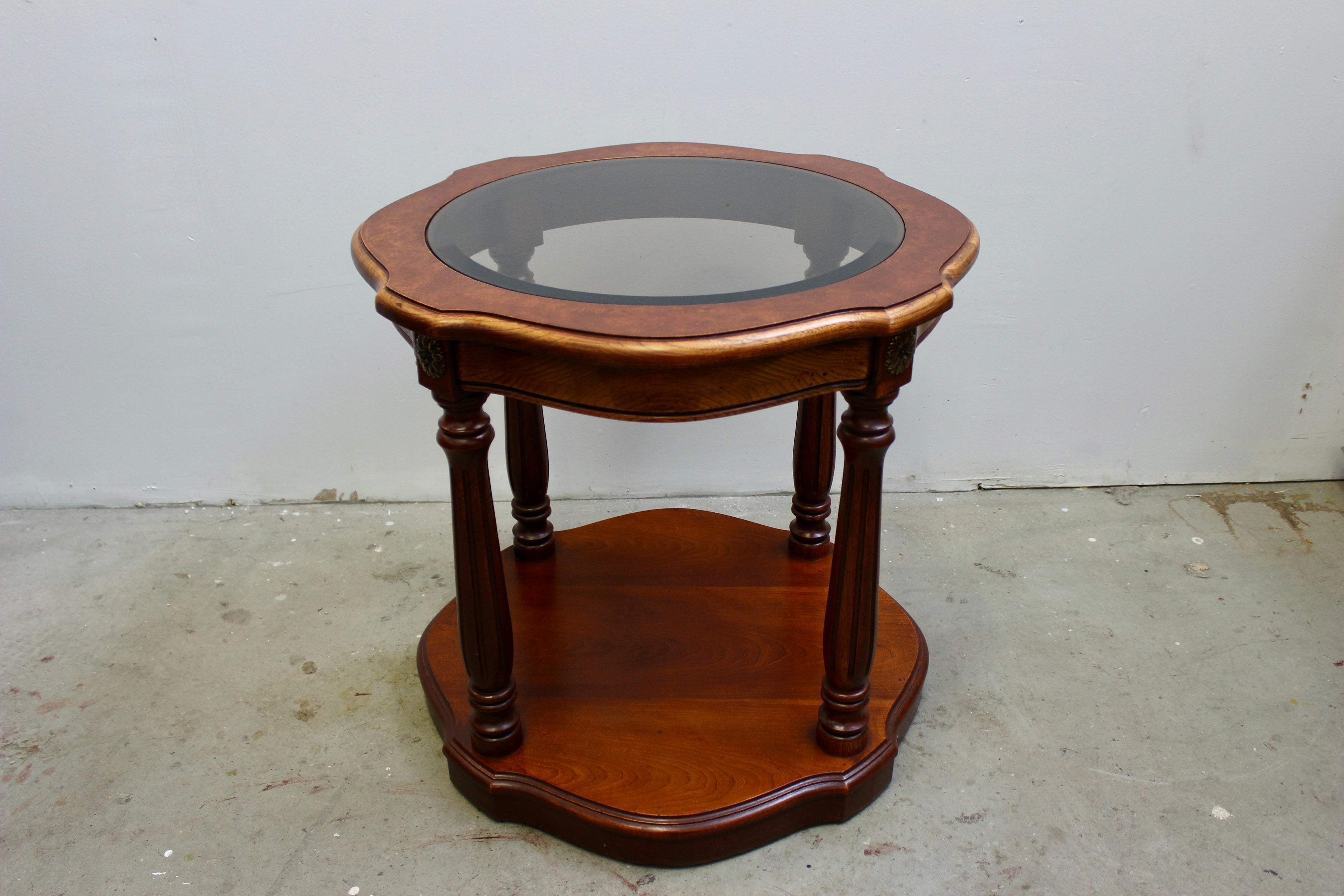 Vintage Thomasville Villa Capri Lamp Table