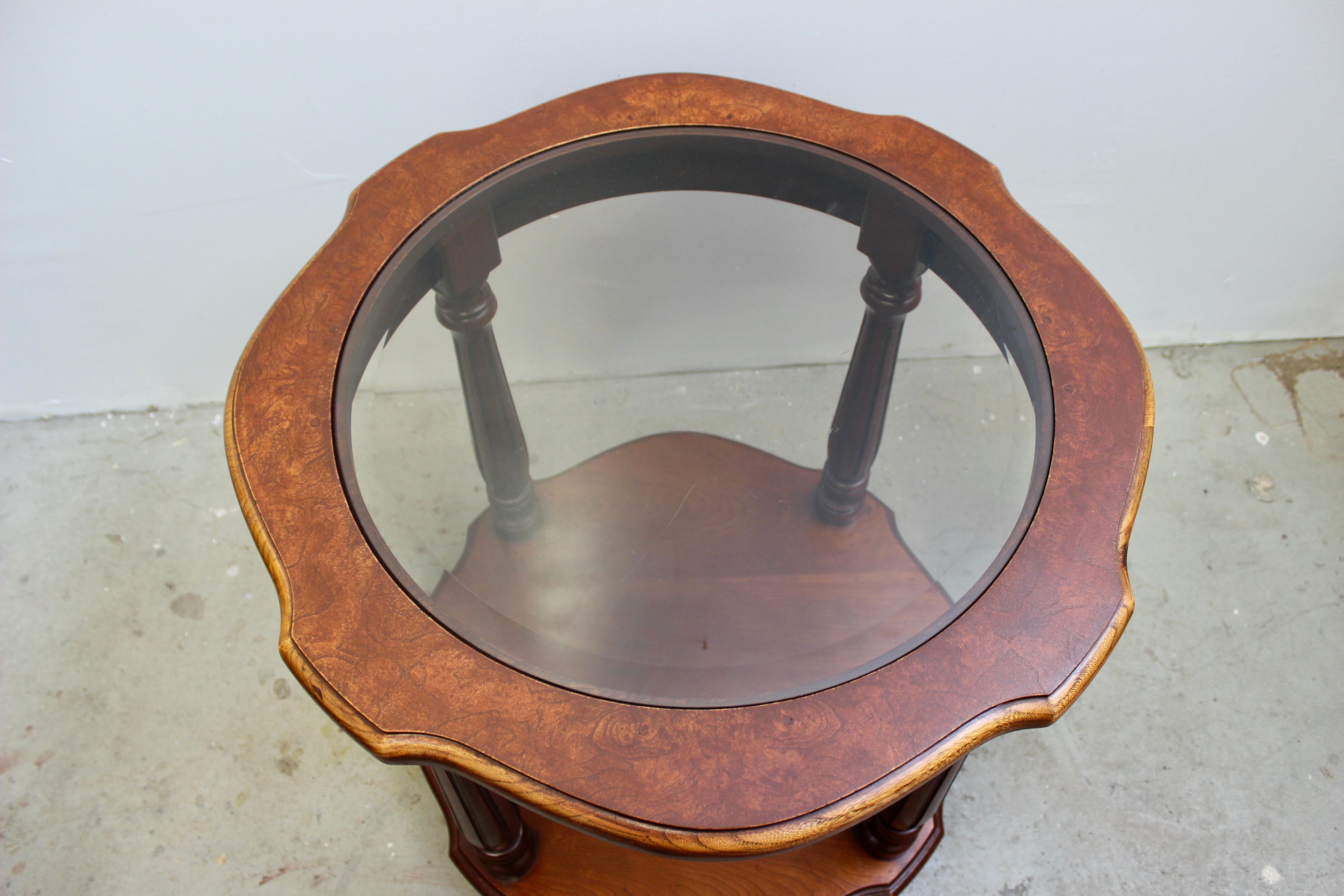 Vintage Thomasville Villa Capri Lamp Table