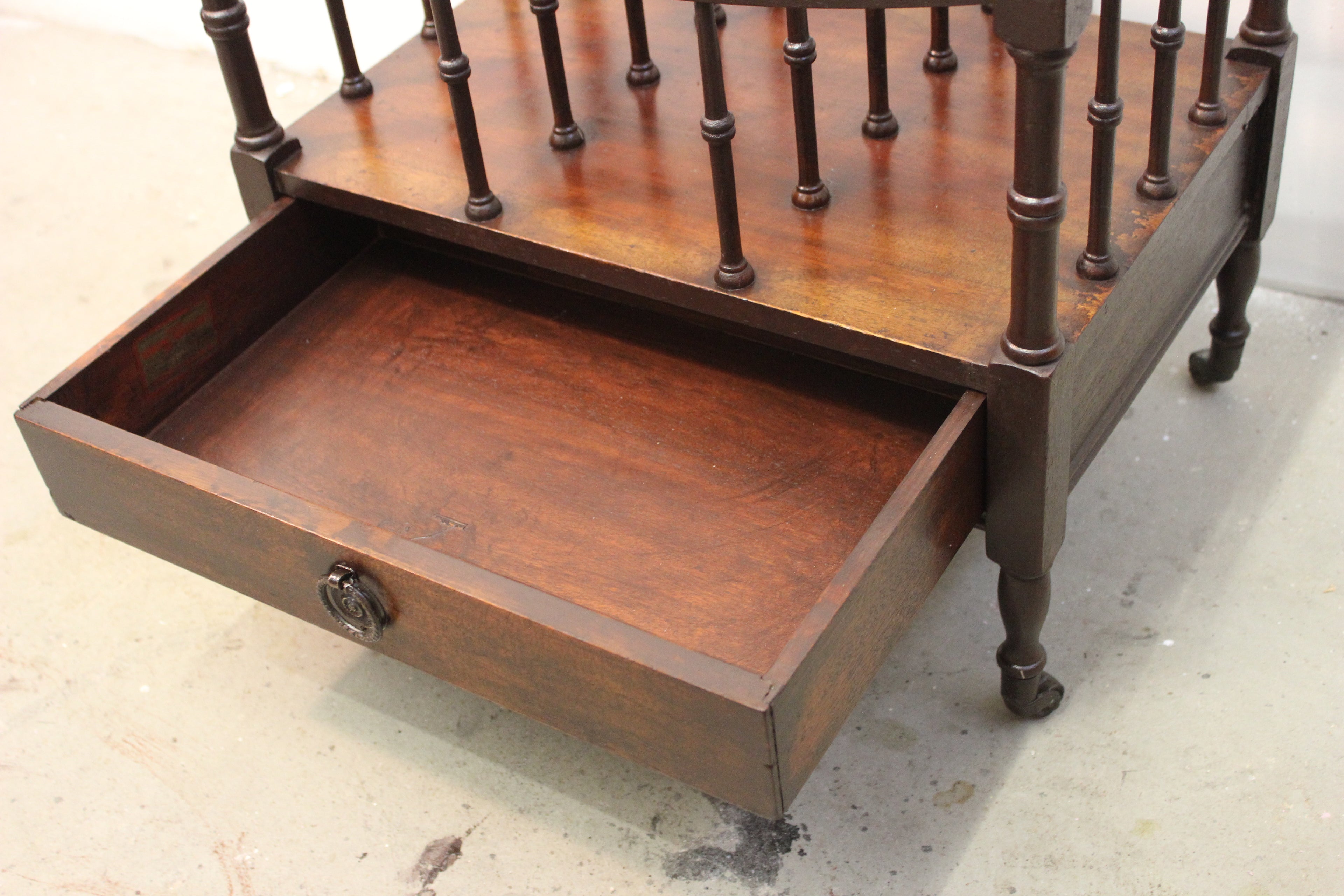 Vintage Mahogany Canterbury