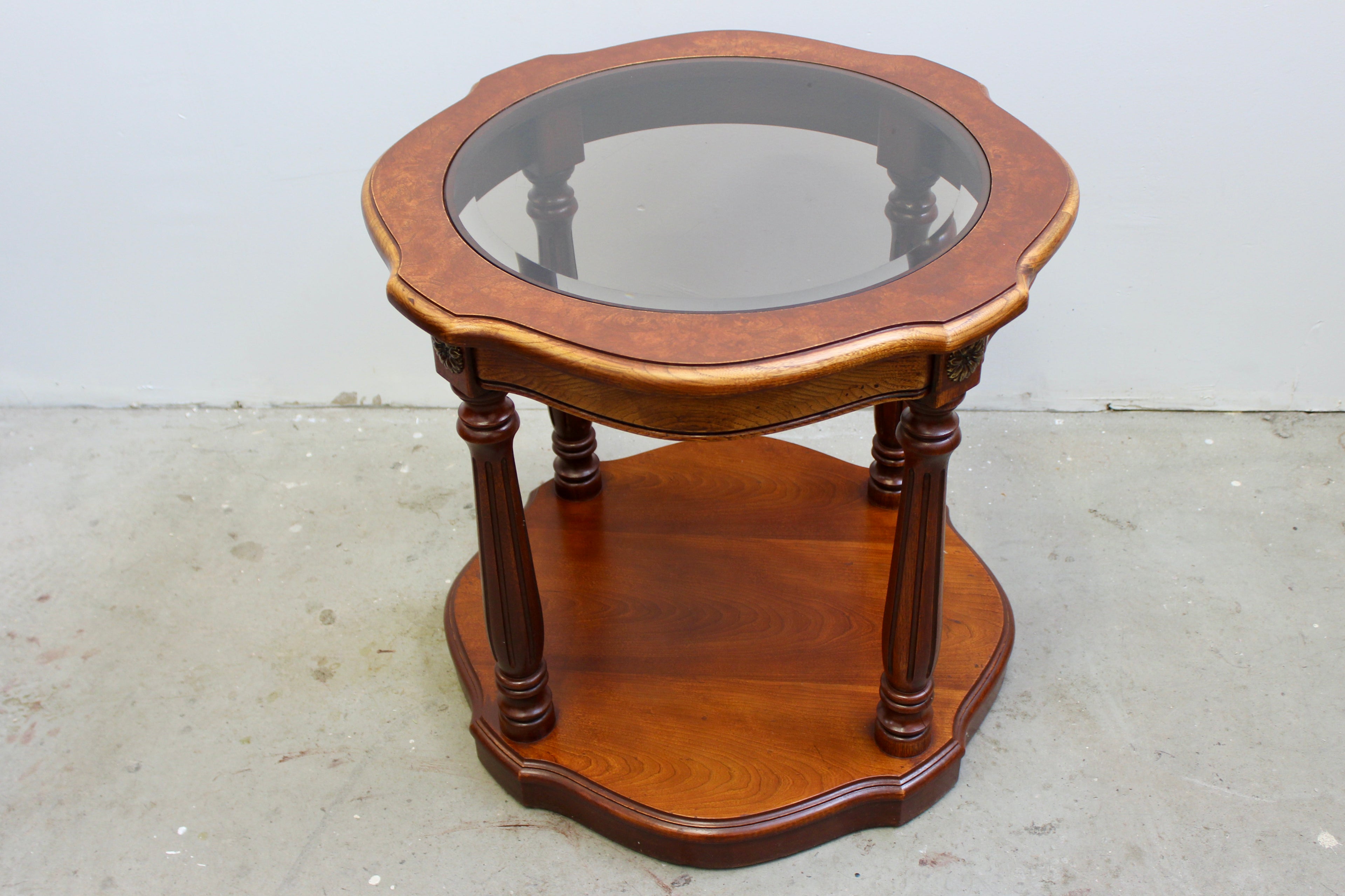Vintage Thomasville Villa Capri Lamp Table